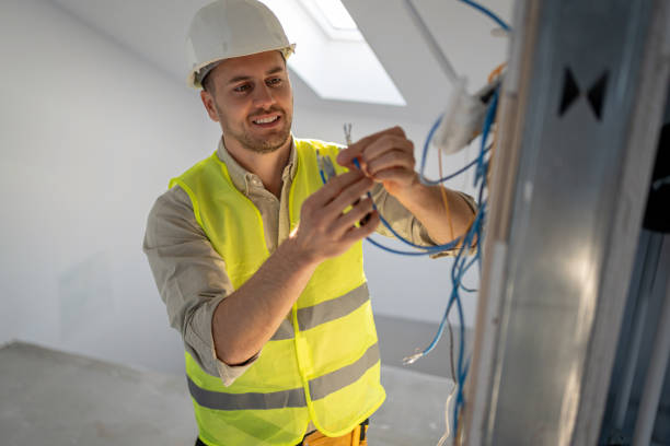 Best Affordable Emergency Electrician  in Benton, TN